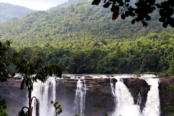 waterfall athirapally